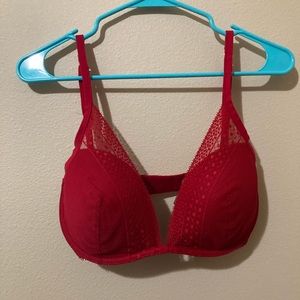 Victoria’s Secret 34DD red bra